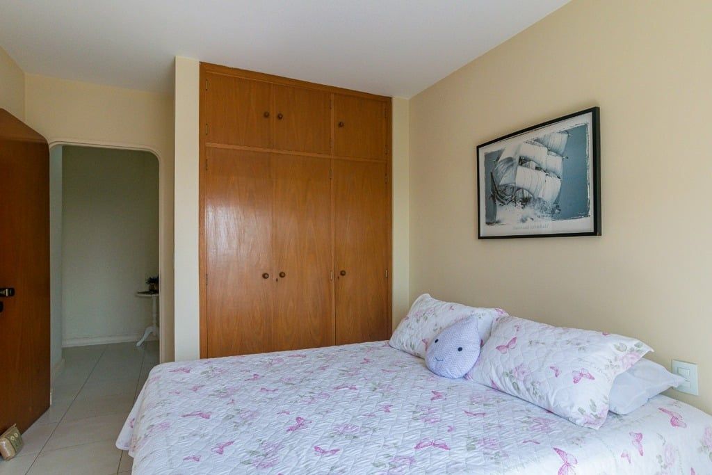 Apartamento à venda com 3 quartos, 177m² - Foto 3