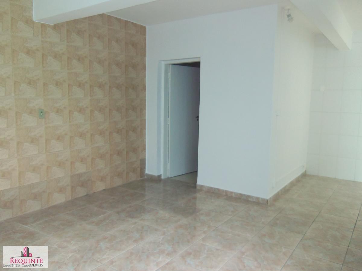 Casa para alugar com 1 quarto, 90m² - Foto 6