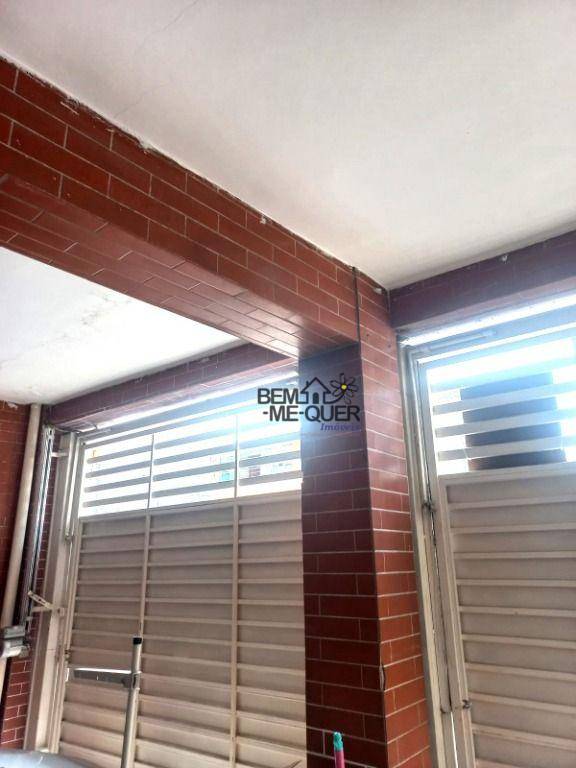 Sobrado à venda com 4 quartos, 140m² - Foto 1