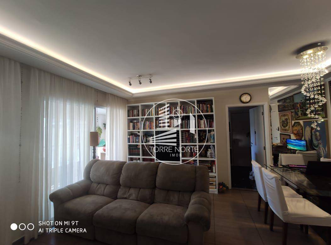 Apartamento à venda com 3 quartos, 113m² - Foto 1