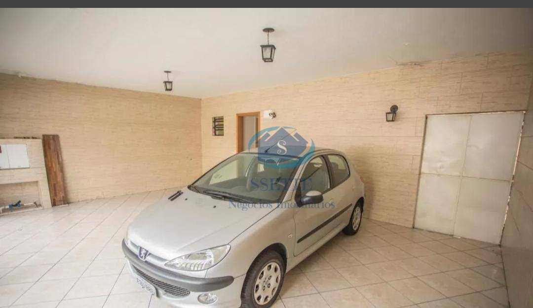 Sobrado à venda com 3 quartos, 200m² - Foto 3