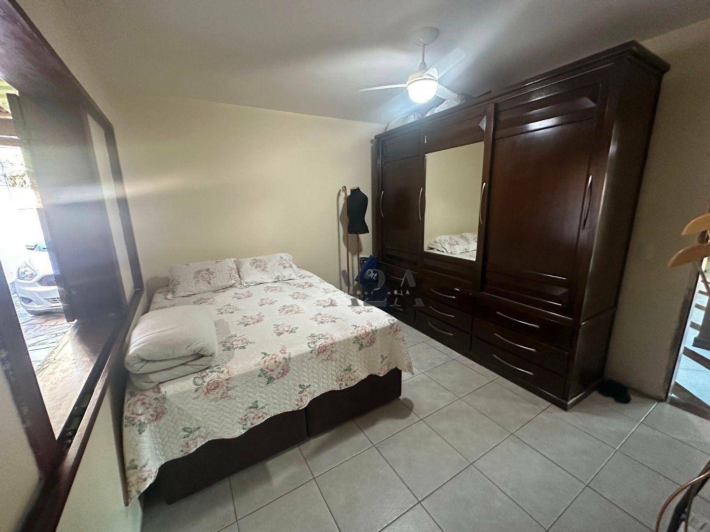 Casa de Condomínio à venda com 5 quartos, 350m² - Foto 31