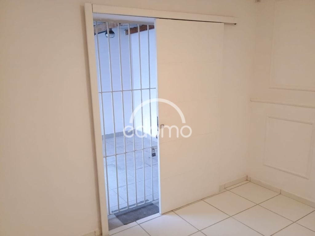 Prédio Inteiro para alugar, 78m² - Foto 12