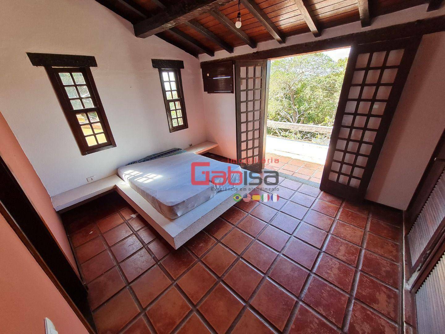 Casa à venda com 4 quartos, 300m² - Foto 32