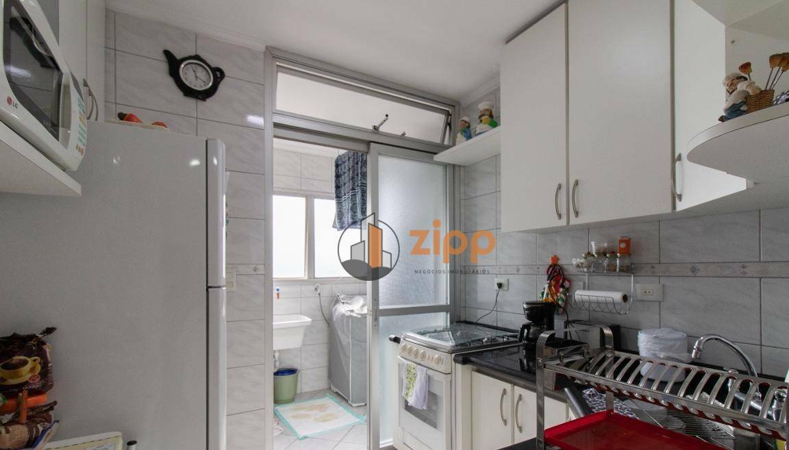 Apartamento à venda com 2 quartos, 58m² - Foto 16