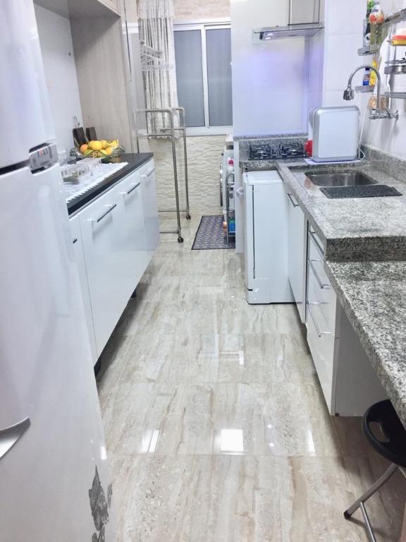 Apartamento à venda com 2 quartos, 62m² - Foto 5