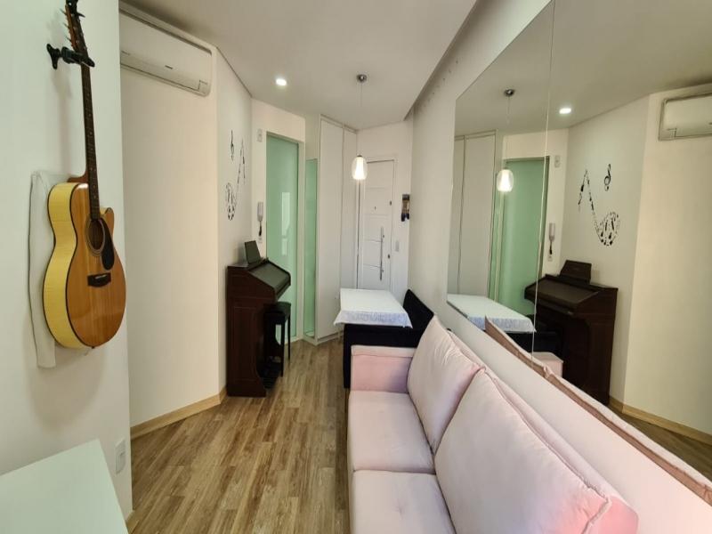 Apartamento à venda com 3 quartos, 84m² - Foto 2