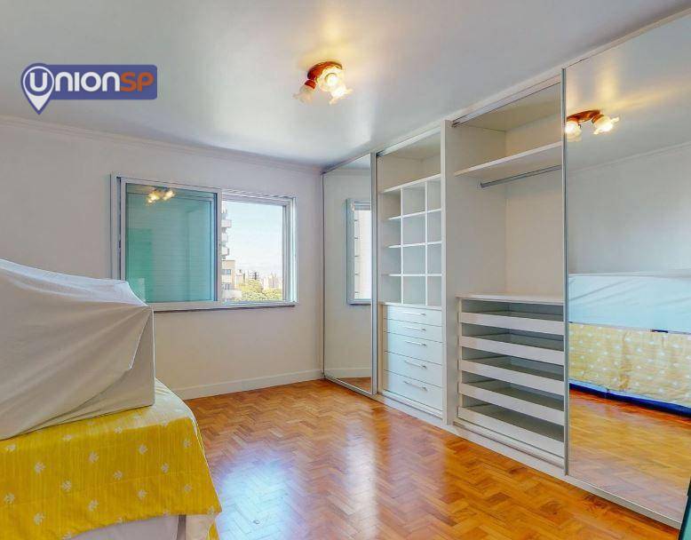 Apartamento à venda com 2 quartos, 67m² - Foto 4