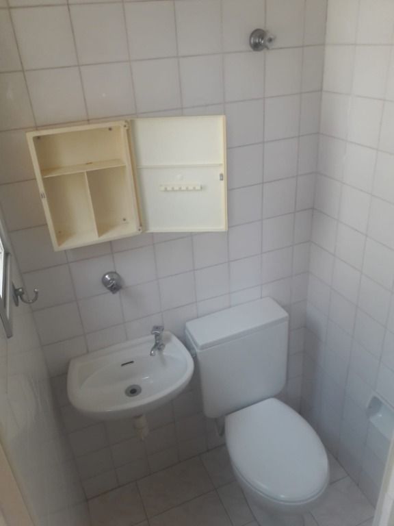 Apartamento à venda com 1 quarto, 44m² - Foto 13