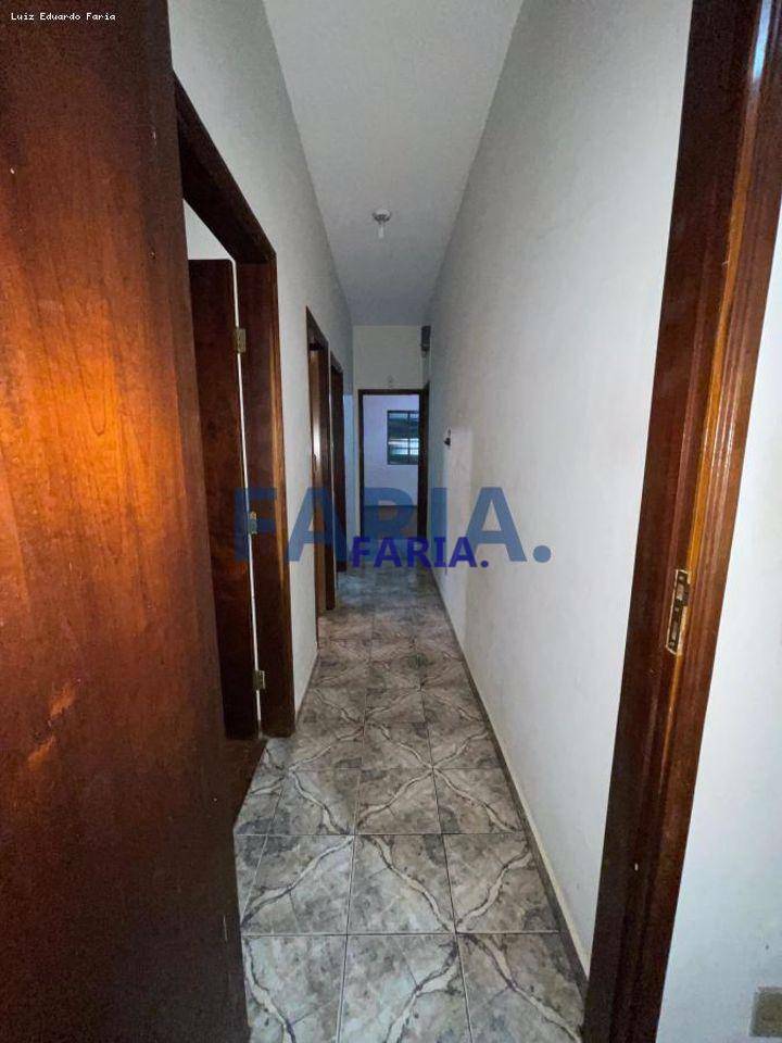 Casa à venda com 4 quartos, 250M2 - Foto 7