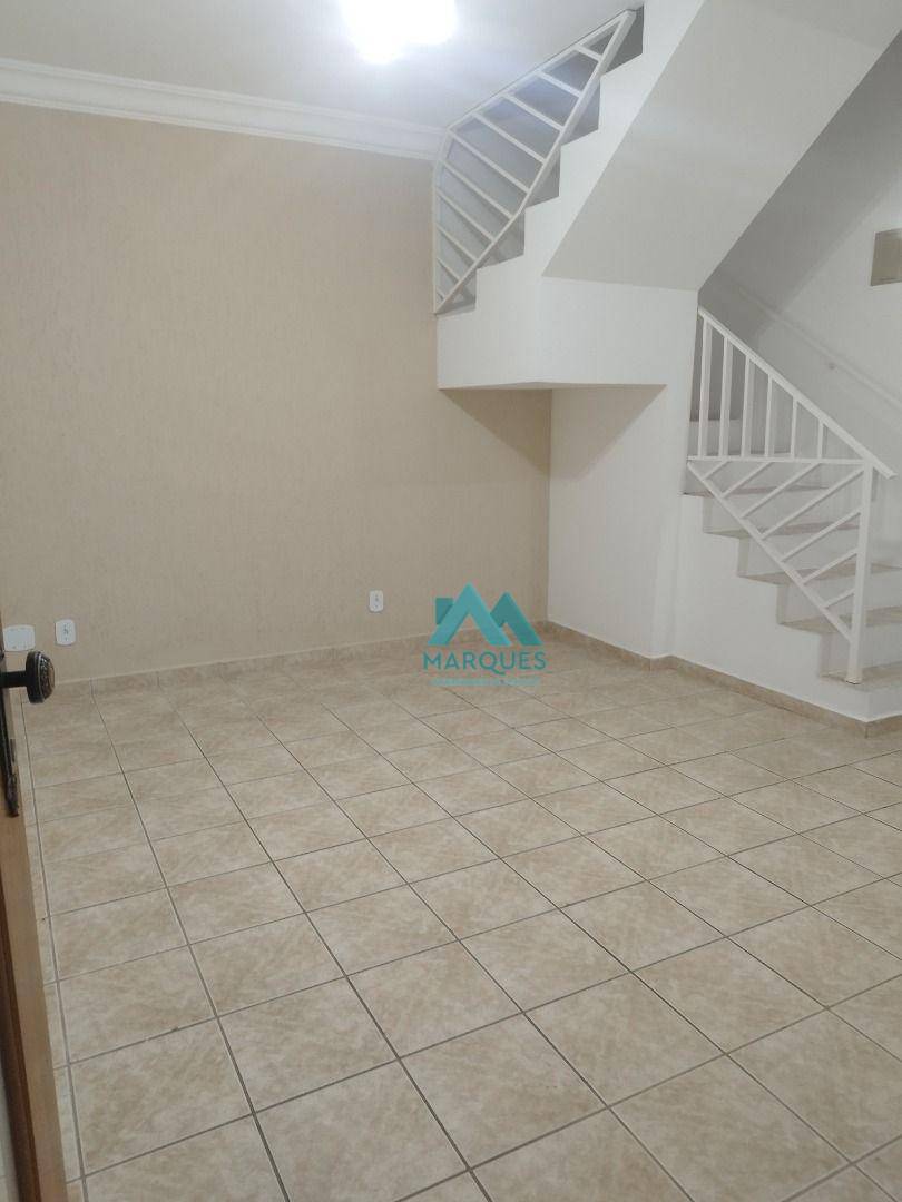 Sobrado à venda com 2 quartos, 150m² - Foto 15