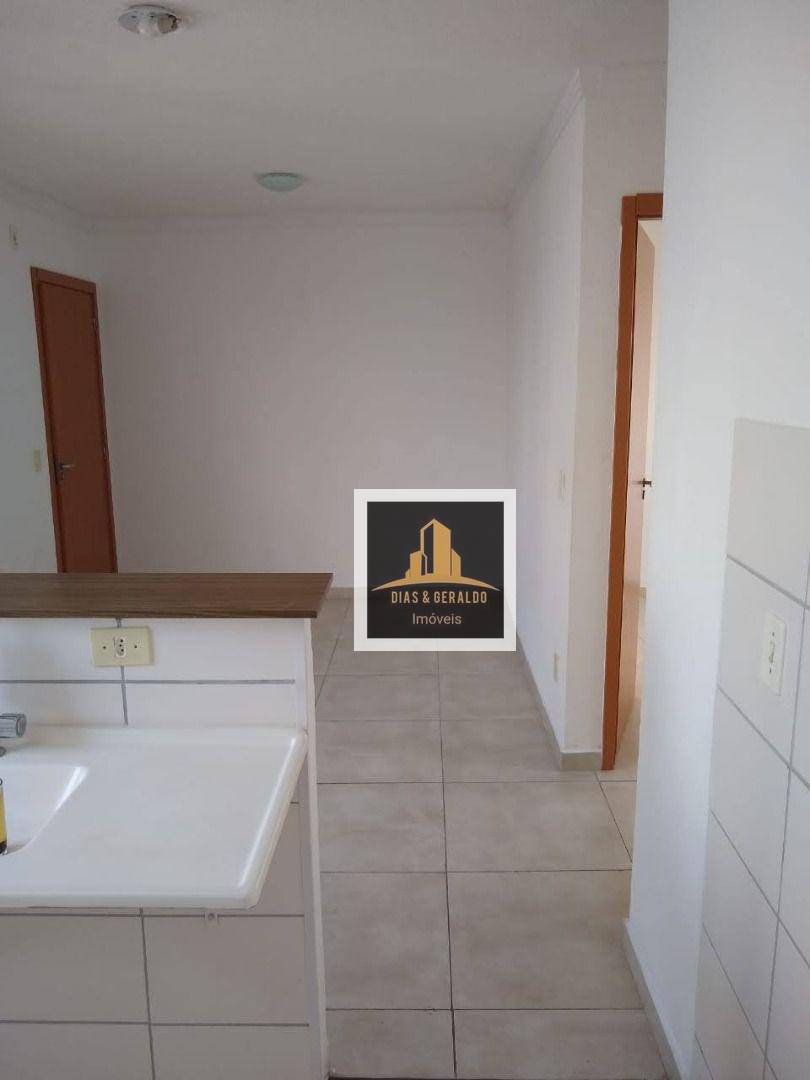 Apartamento à venda com 2 quartos, 44m² - Foto 7