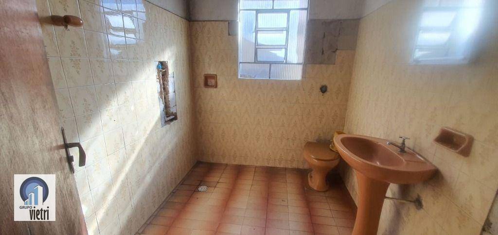 Sobrado à venda com 5 quartos, 250m² - Foto 24