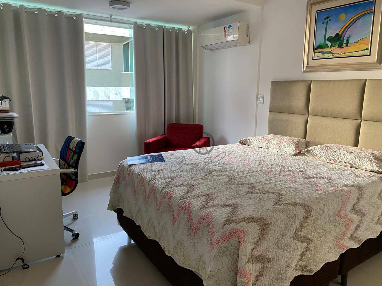 Apartamento à venda com 3 quartos, 220m² - Foto 14
