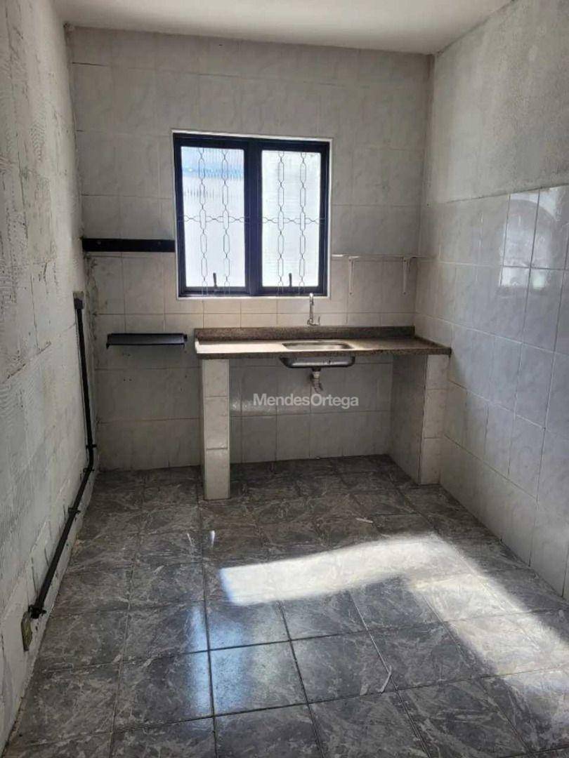 Depósito-Galpão-Armazém para alugar, 400m² - Foto 6