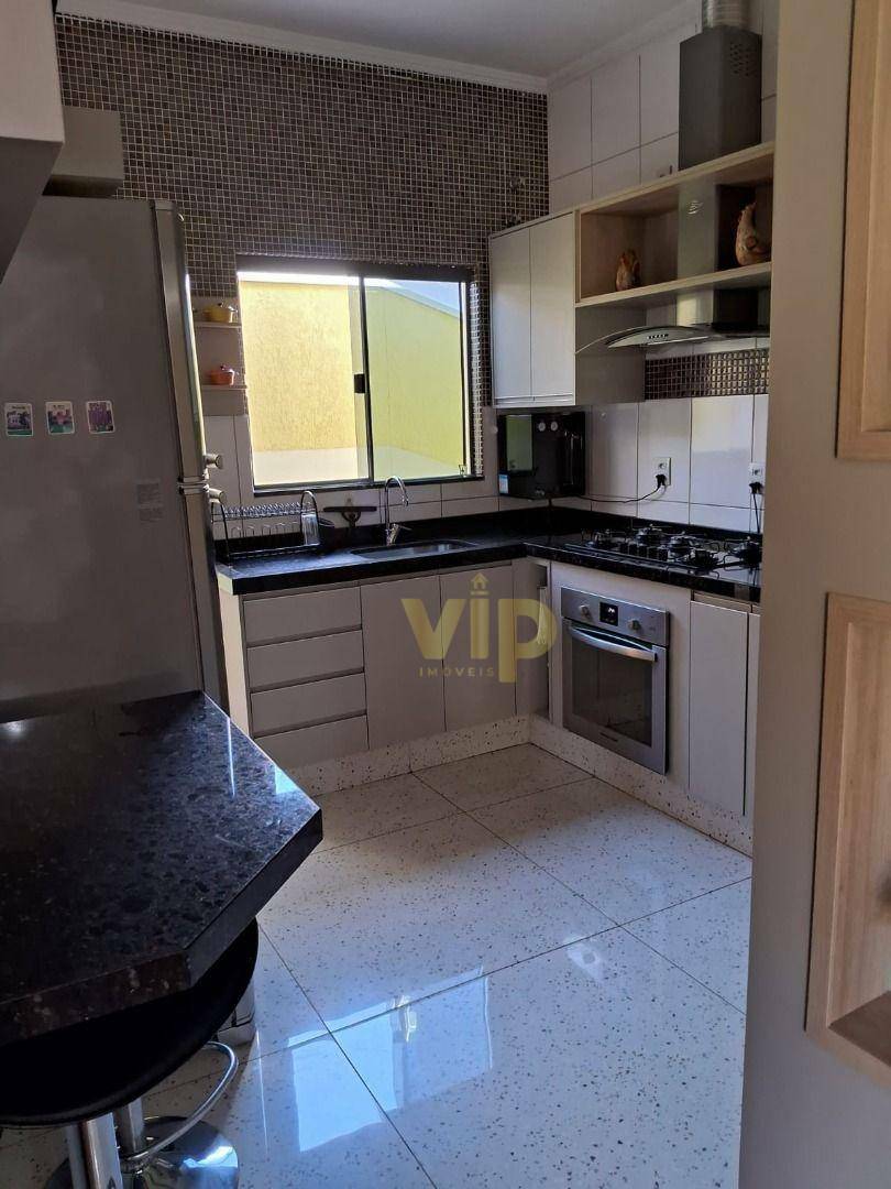 Casa à venda com 3 quartos, 281m² - Foto 27