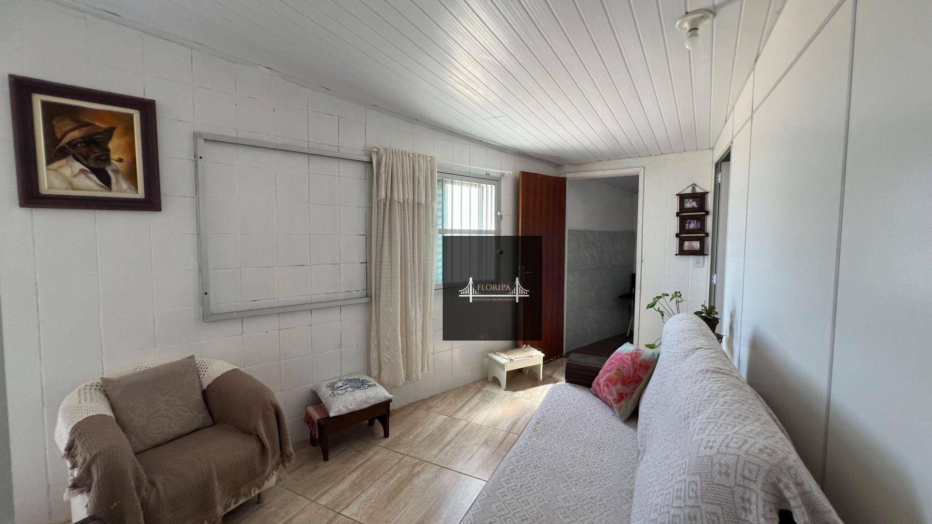 Casa à venda com 7 quartos, 235m² - Foto 28