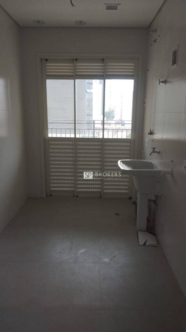 Apartamento à venda com 3 quartos, 256m² - Foto 6