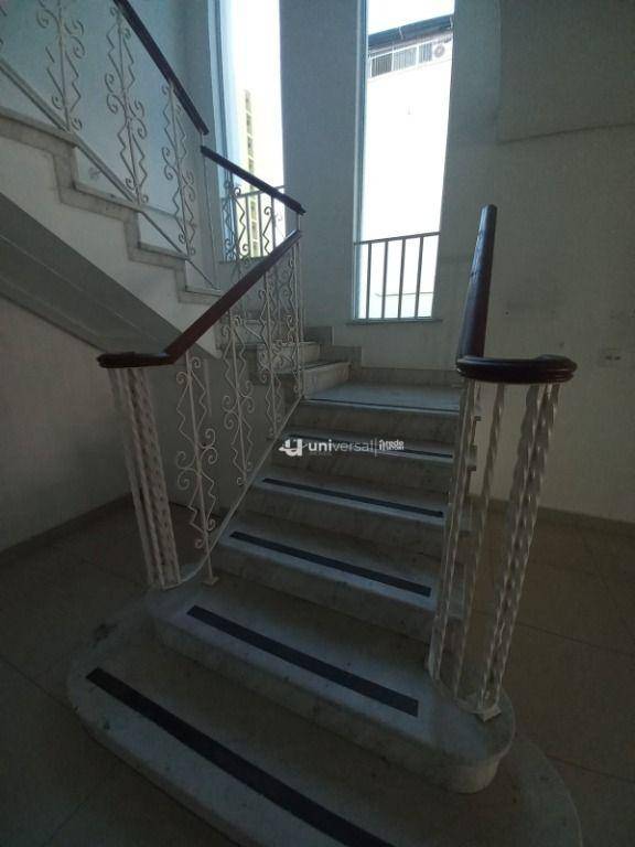Casa de Condomínio para alugar, 900m² - Foto 11