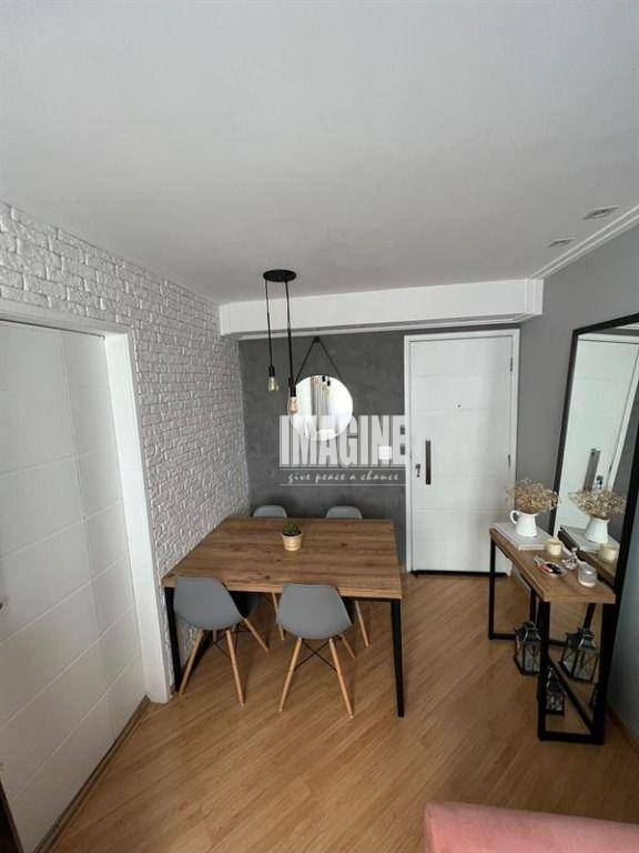 Apartamento à venda com 2 quartos, 45m² - Foto 13