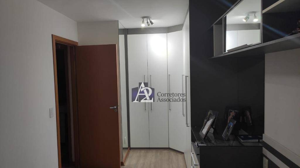 Apartamento à venda com 2 quartos, 61m² - Foto 10