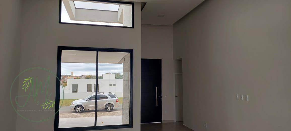 Casa de Condomínio à venda com 3 quartos, 248m² - Foto 4