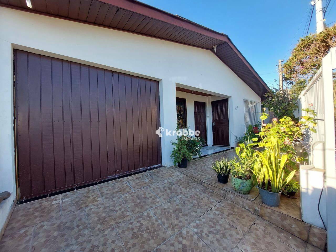 Casa à venda com 3 quartos, 90m² - Foto 2