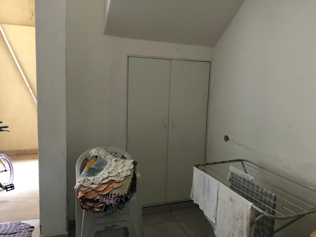 Sobrado à venda com 3 quartos, 375m² - Foto 28