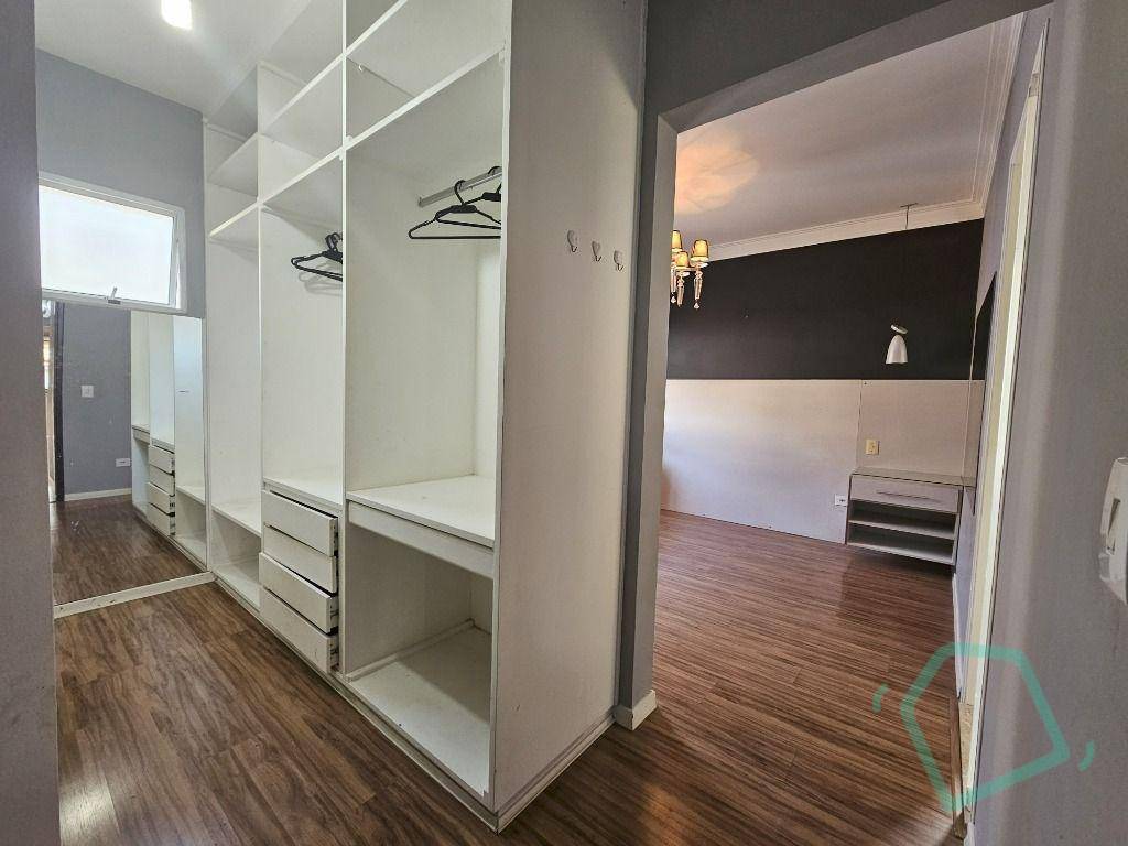 Casa de Condomínio à venda e aluguel com 3 quartos, 400m² - Foto 27