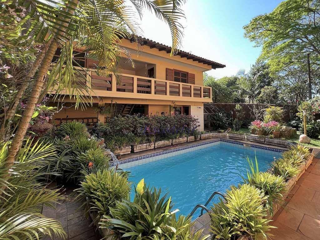 Casa de Condomínio à venda com 4 quartos, 394m² - Foto 35