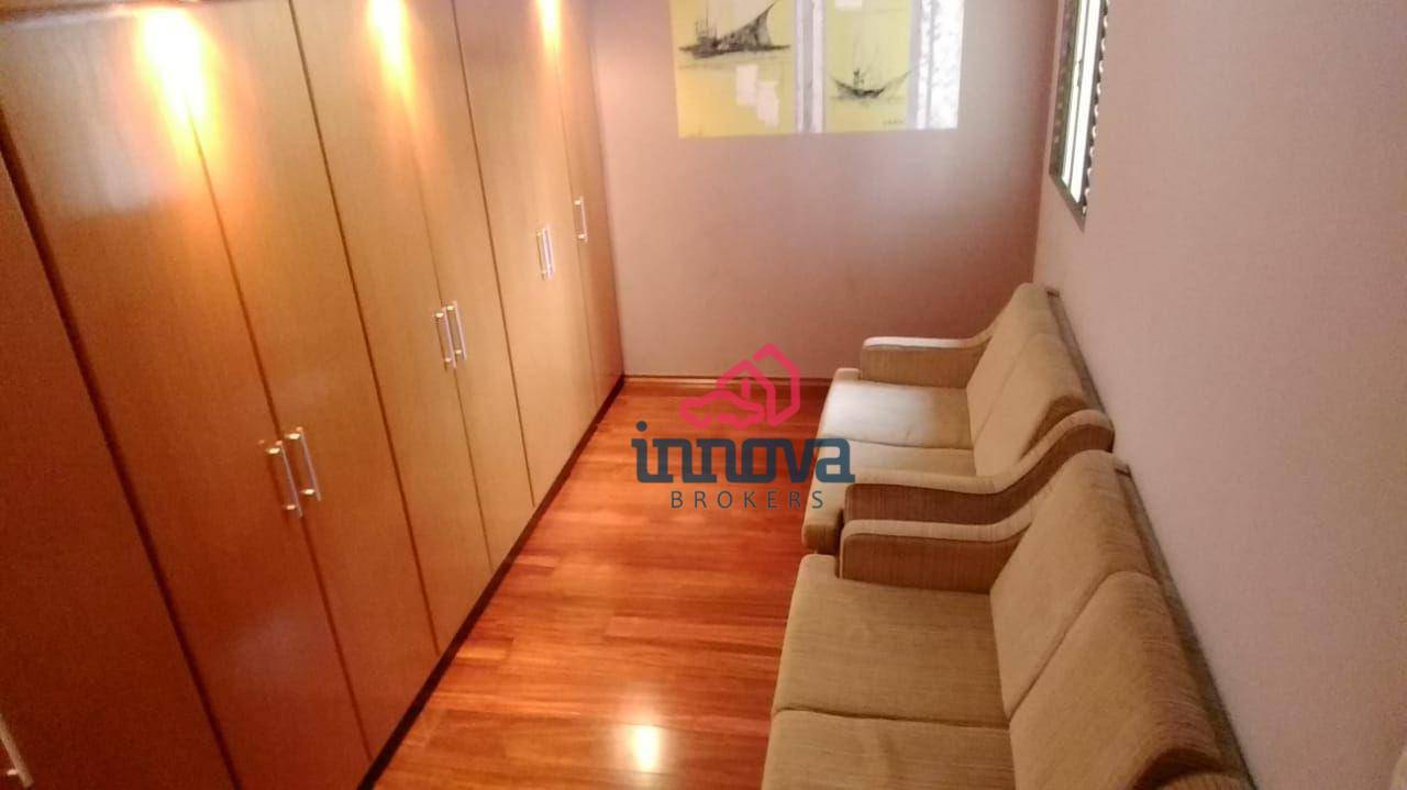 Sobrado à venda e aluguel com 4 quartos, 220m² - Foto 19