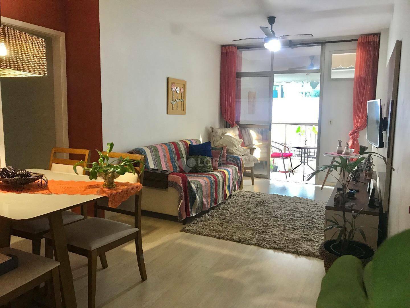 Apartamento à venda com 2 quartos, 80m² - Foto 1