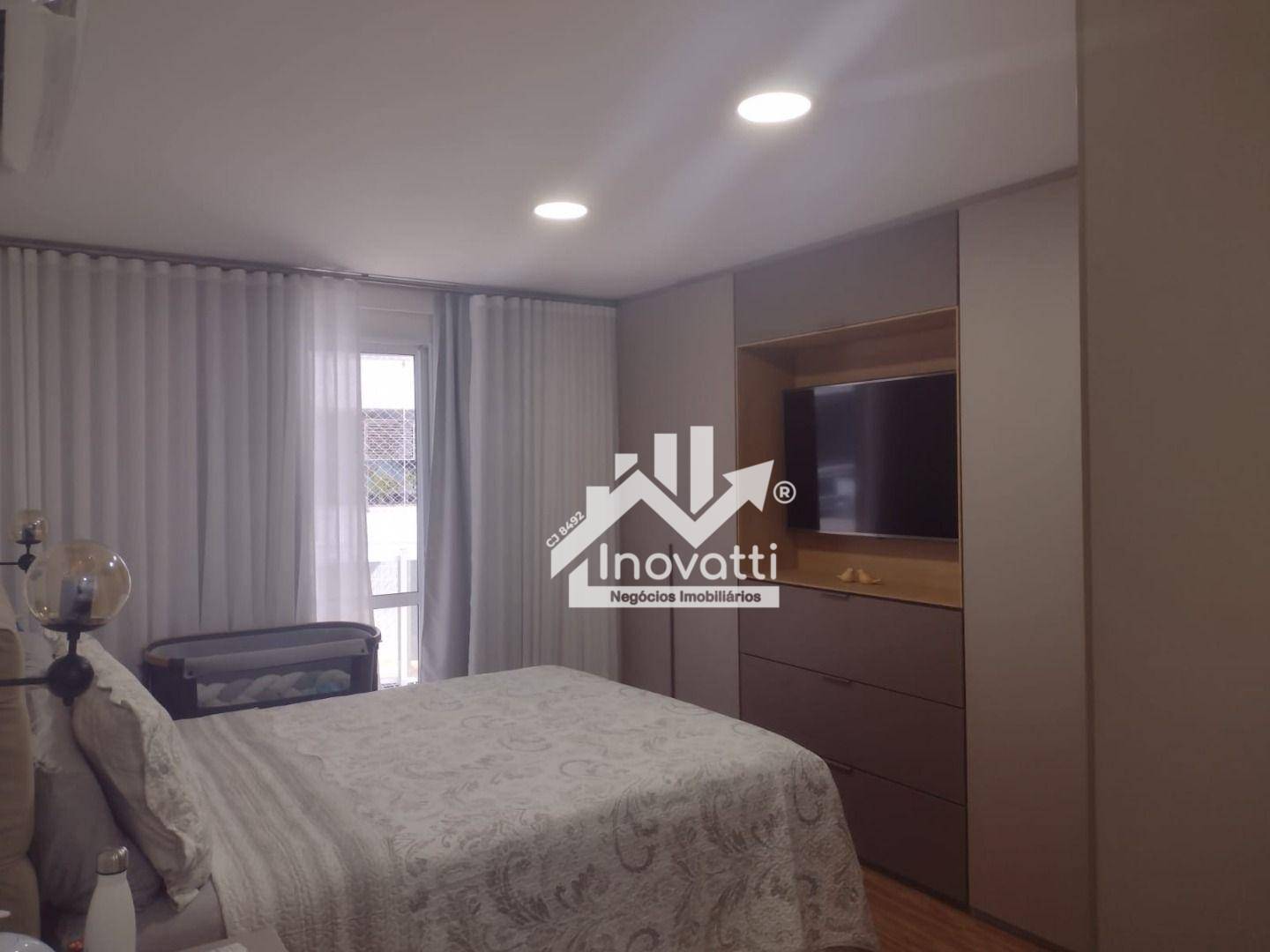 Apartamento à venda com 4 quartos, 180m² - Foto 25