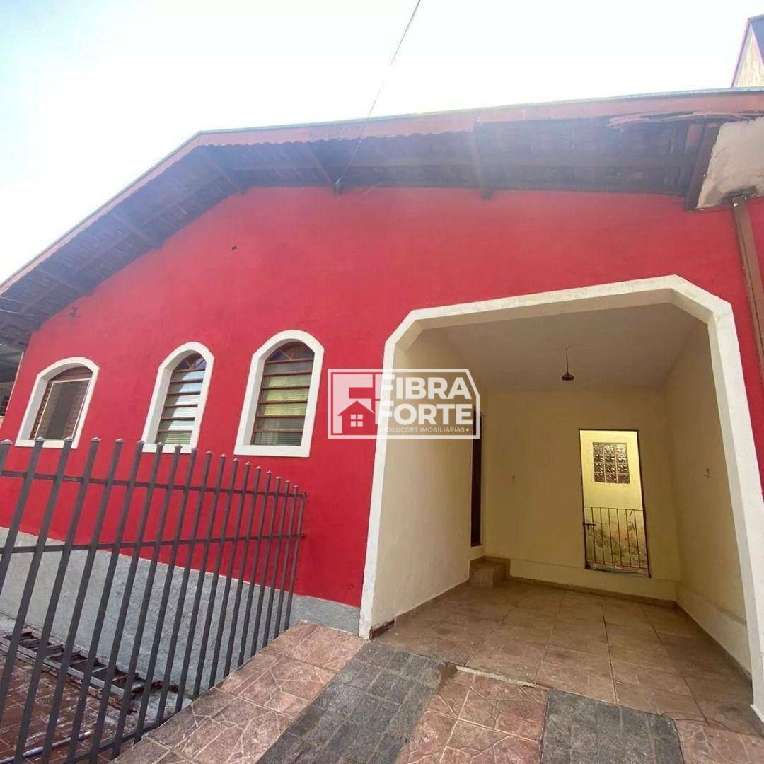 Casa à venda com 4 quartos, 152m² - Foto 2