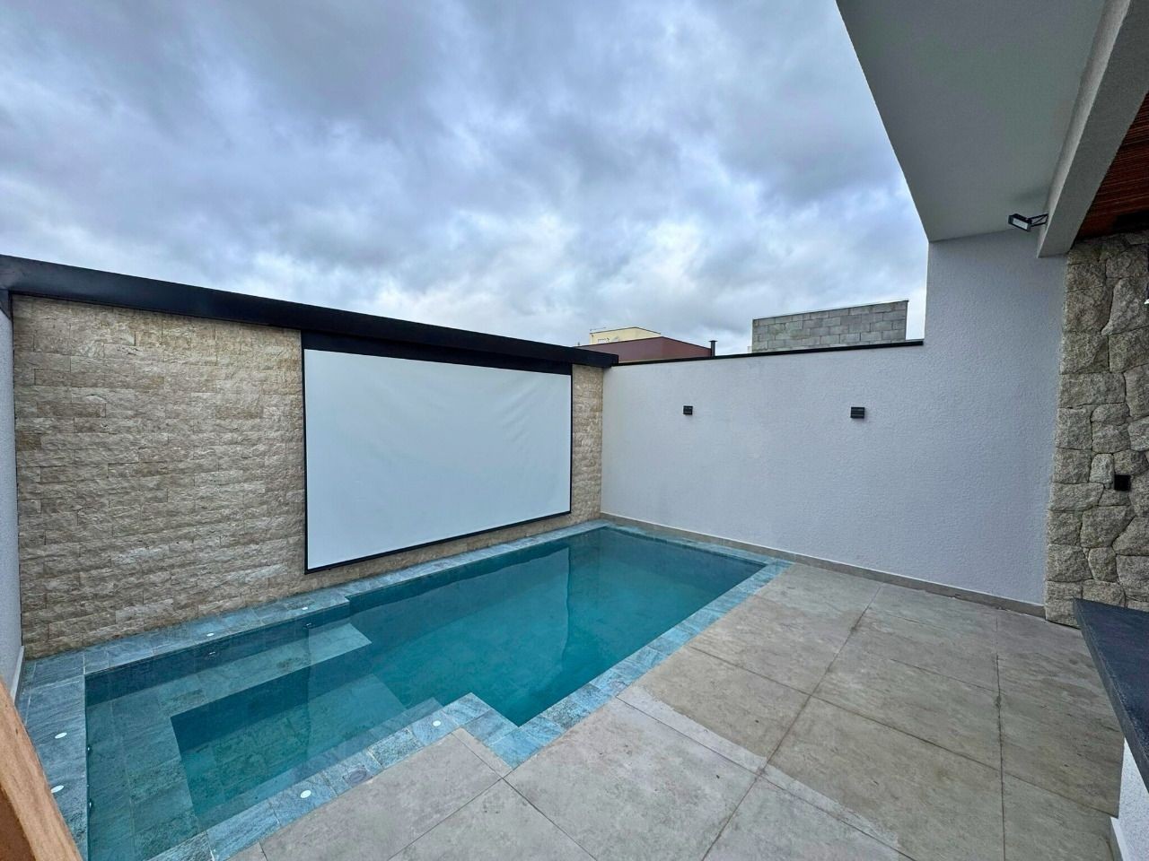 Casa à venda com 3 quartos, 151m² - Foto 14