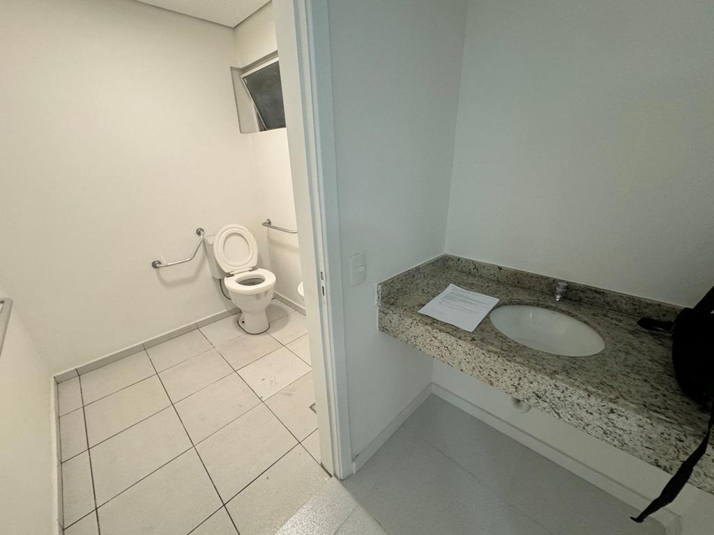 Prédio Inteiro para alugar com 1 quarto, 195m² - Foto 7