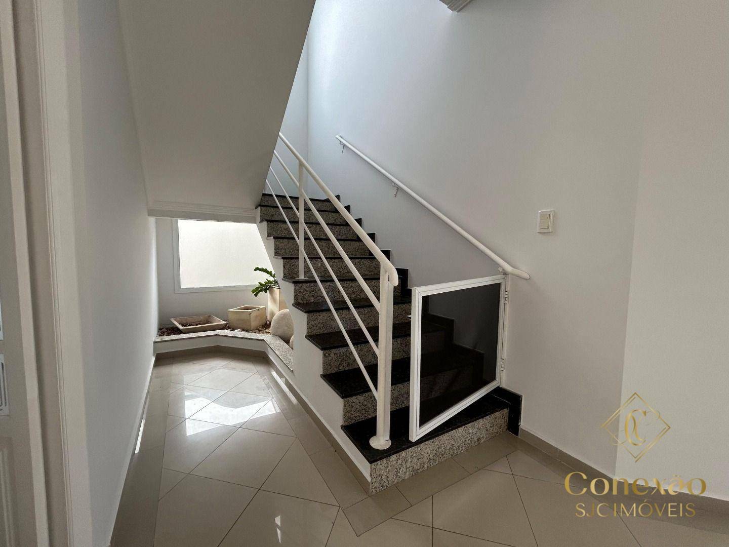Casa de Condomínio à venda com 4 quartos, 320m² - Foto 5