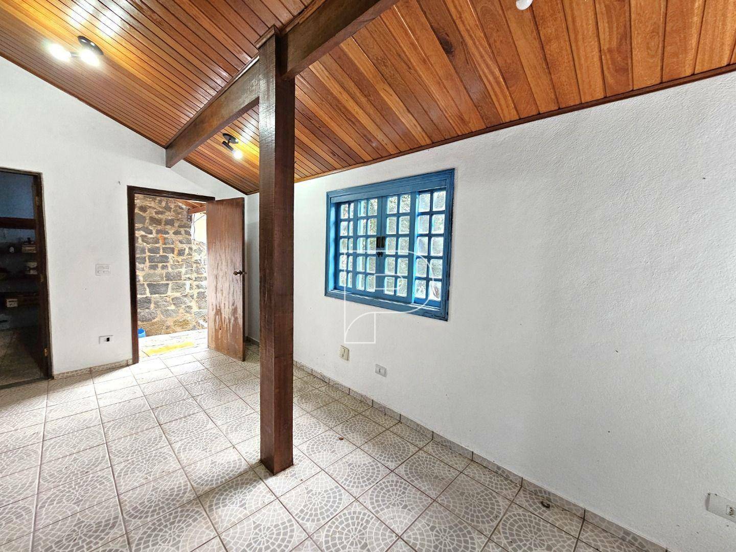 Casa à venda com 3 quartos, 250m² - Foto 37