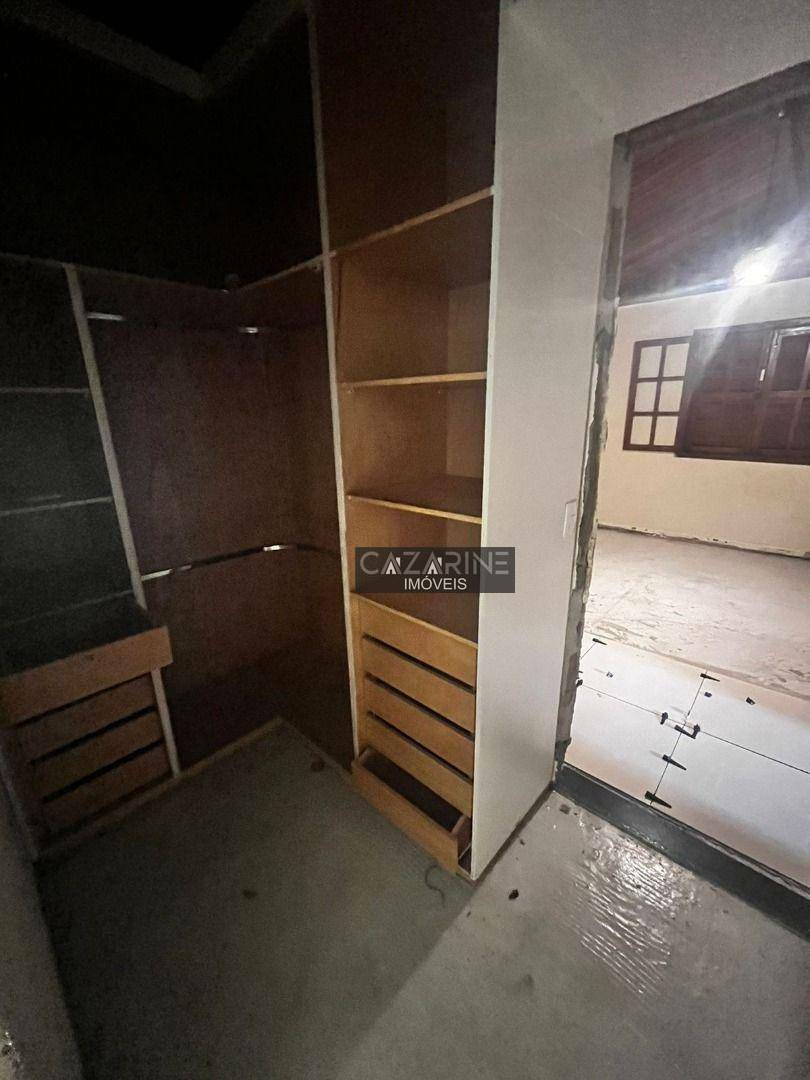 Casa à venda e aluguel com 3 quartos, 200m² - Foto 13