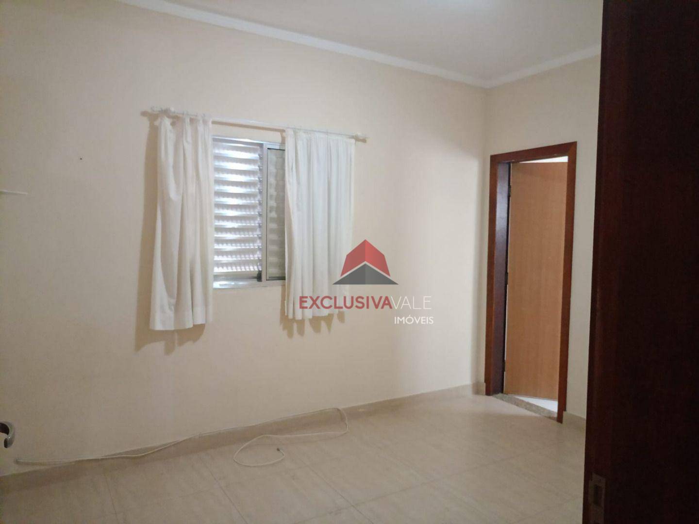 Casa à venda com 4 quartos, 120m² - Foto 27
