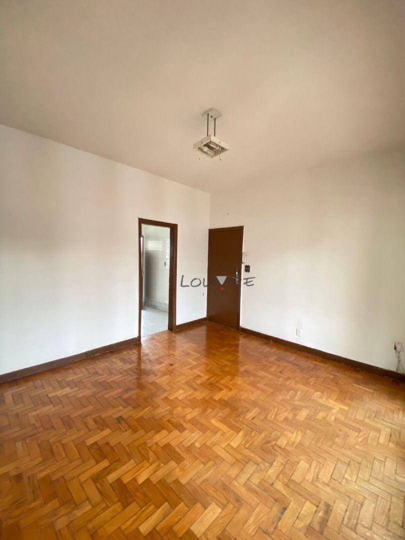 Apartamento para alugar com 2 quartos, 80m² - Foto 3