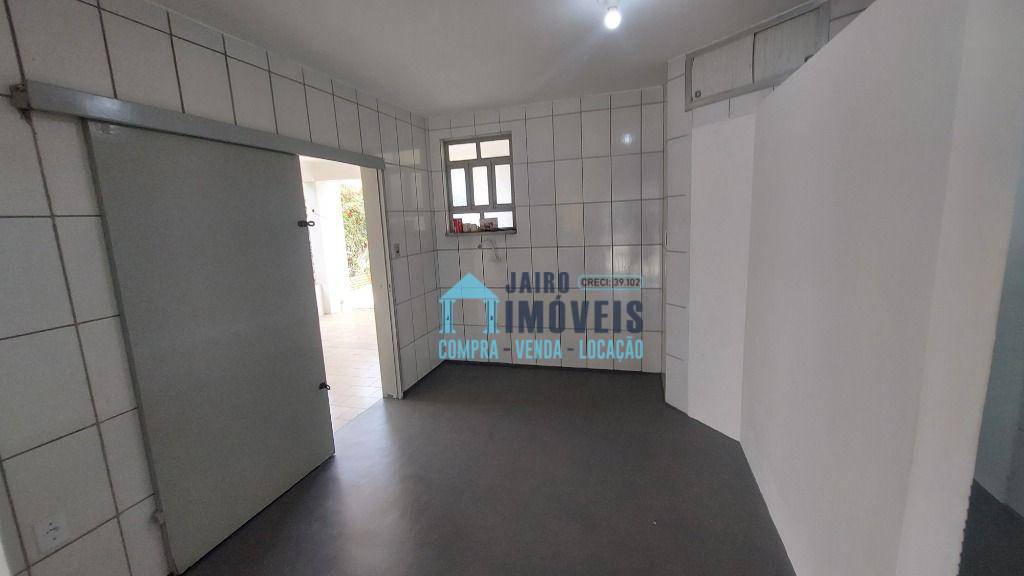 Casa à venda com 4 quartos, 450M2 - Foto 7