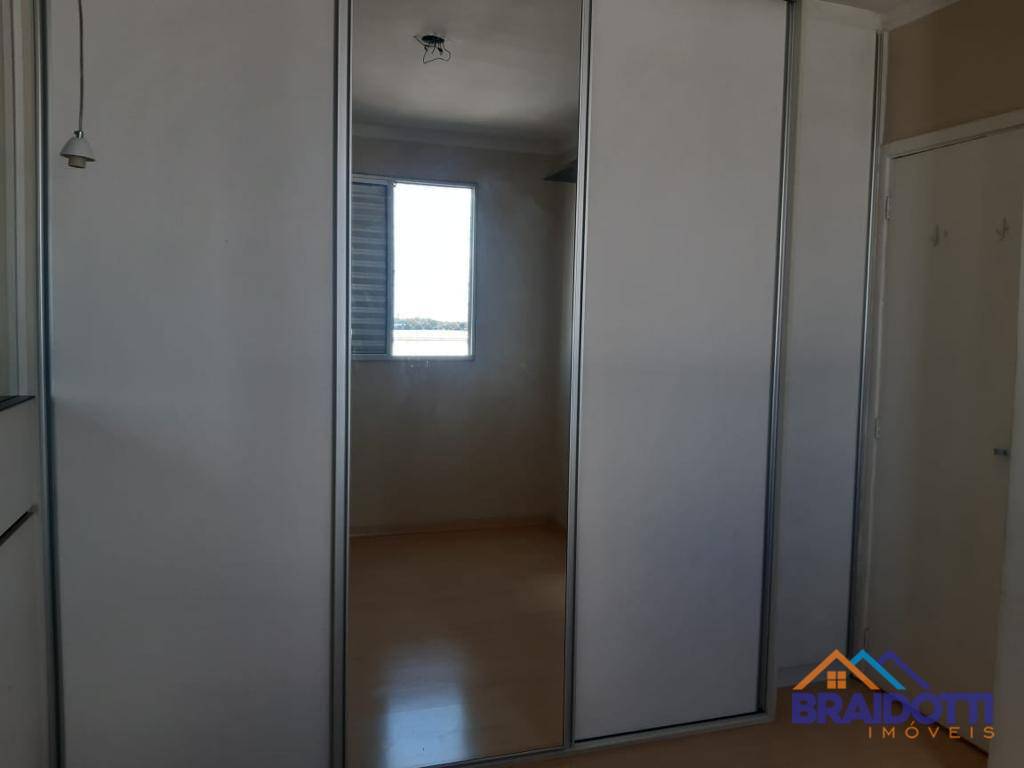 Apartamento à venda com 2 quartos, 45m² - Foto 10