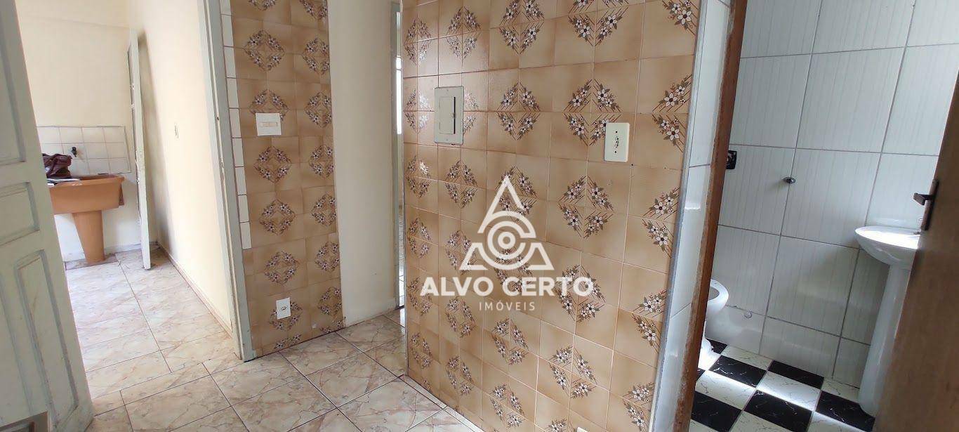 Casa para alugar com 2 quartos, 100m² - Foto 16