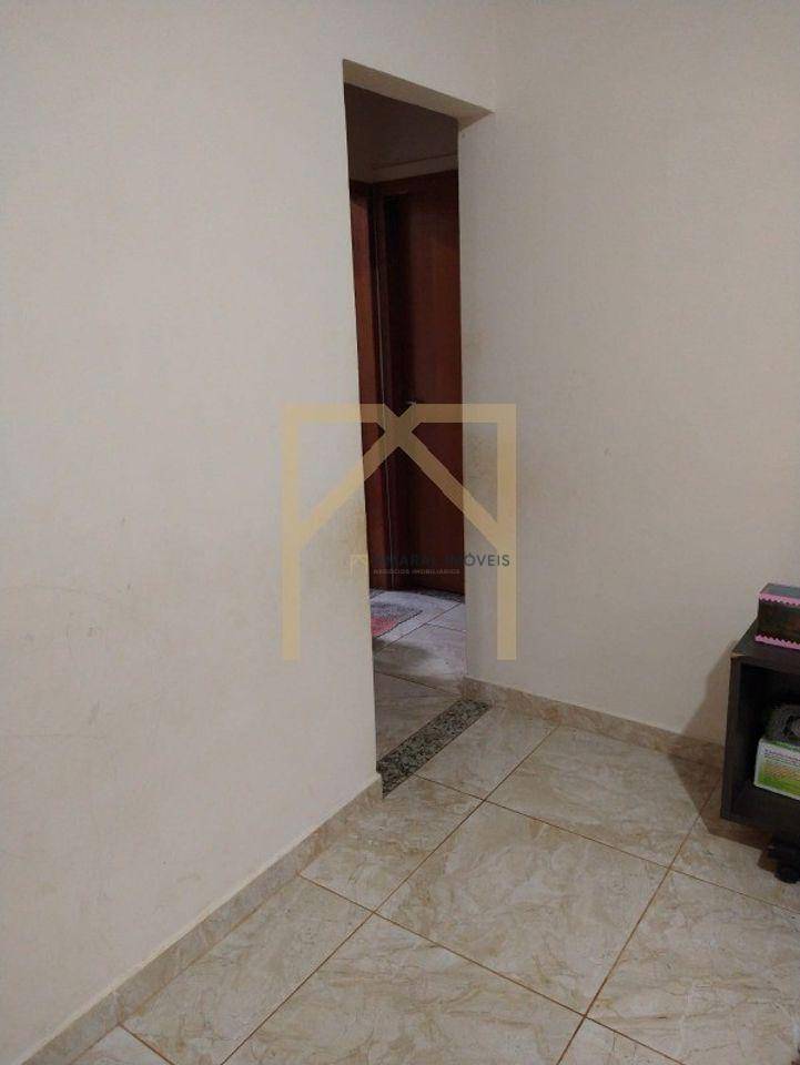 Casa à venda com 3 quartos, 85m² - Foto 2