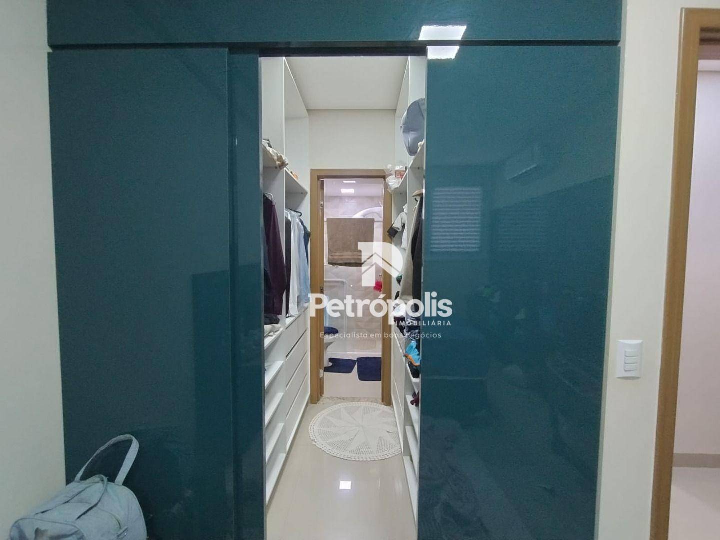 Apartamento à venda com 3 quartos, 117m² - Foto 8