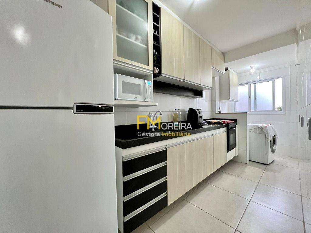 Apartamento à venda com 2 quartos, 64m² - Foto 9