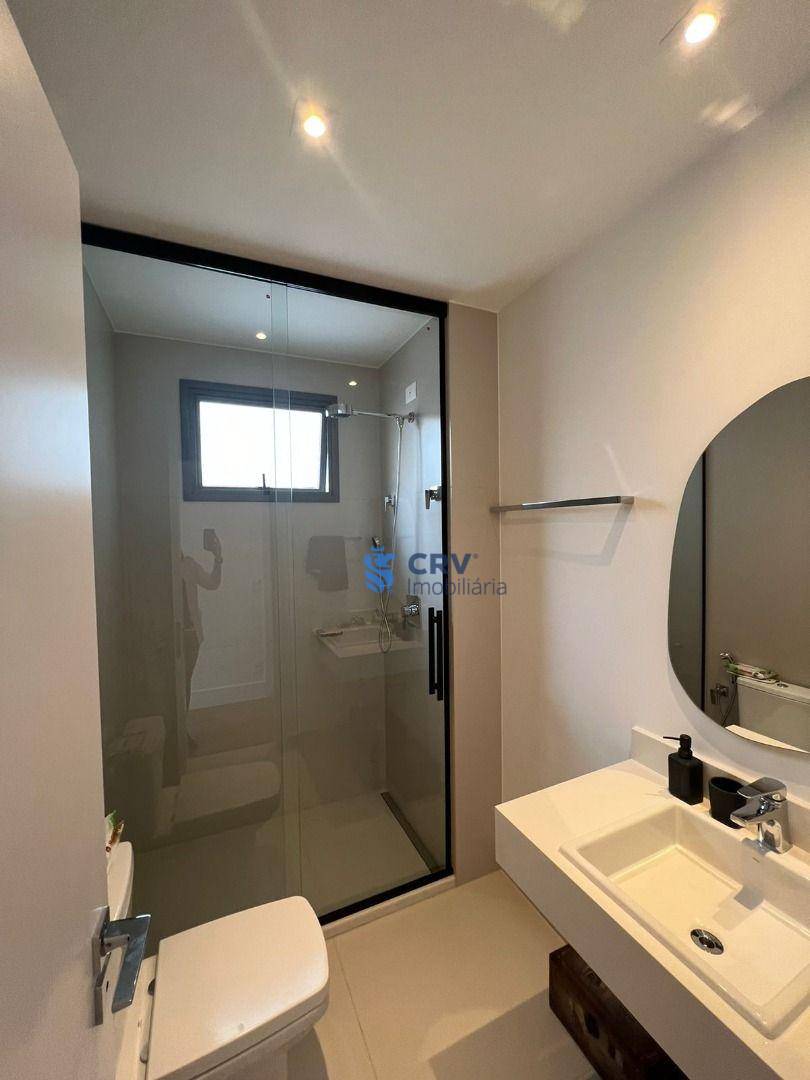 Apartamento à venda com 3 quartos, 216m² - Foto 6