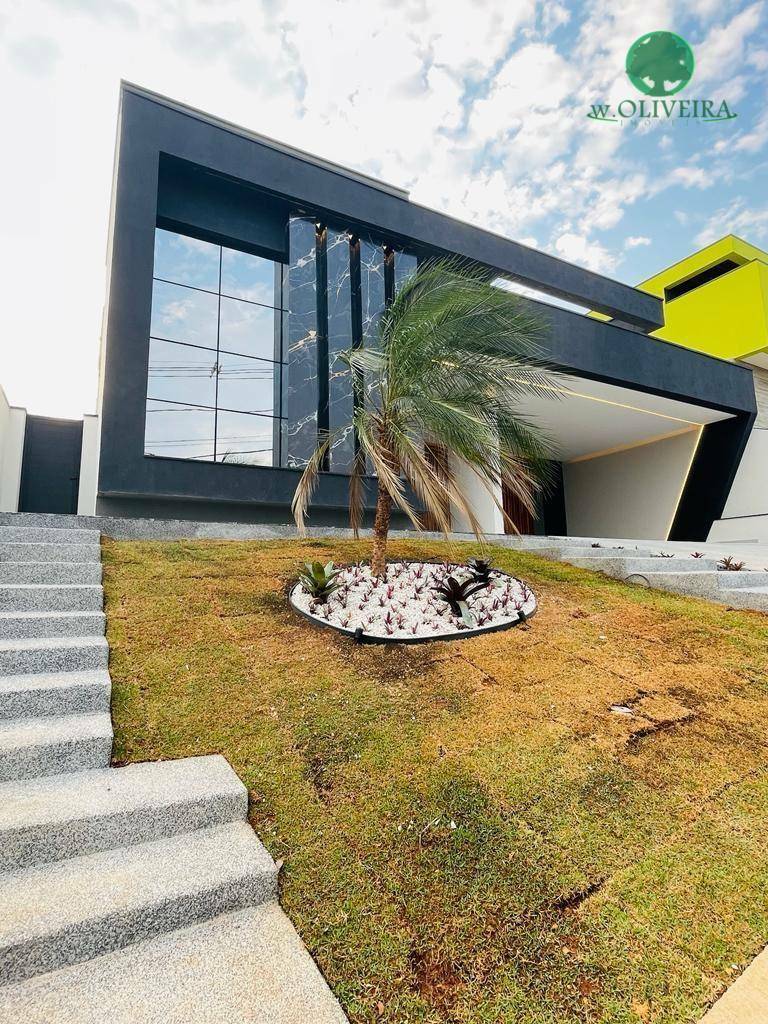 Casa de Condomínio à venda com 3 quartos, 266m² - Foto 2