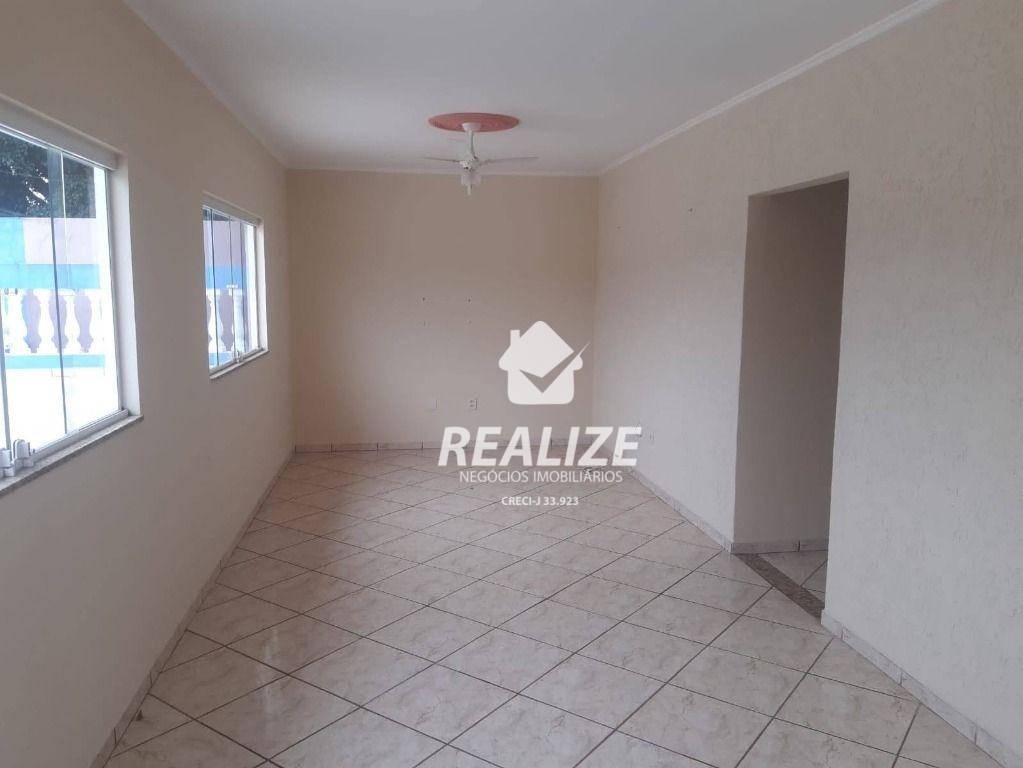 Casa à venda com 3 quartos, 160m² - Foto 1